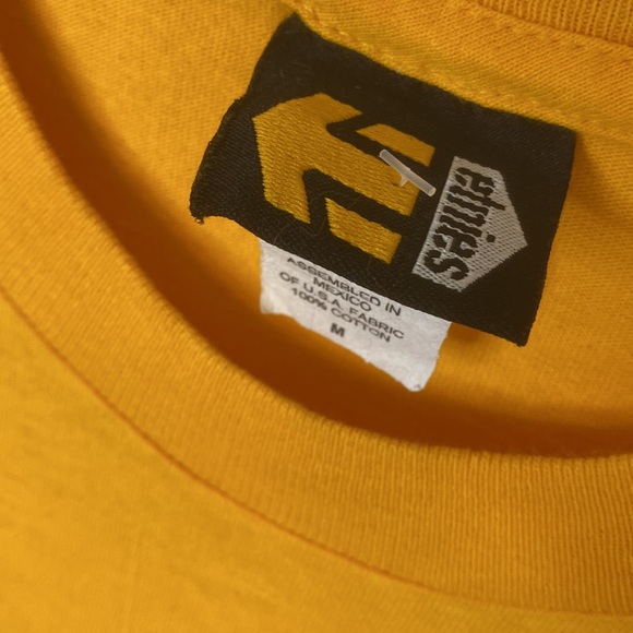 Medium, yellow OG Etnies shirt. - Picture 5 of 5